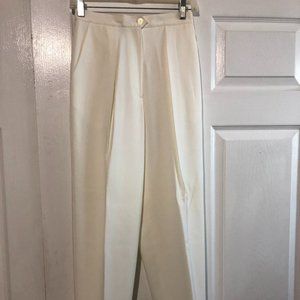 JONES NEW YORK women white pants size 6P, 125